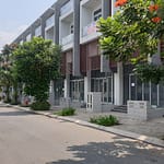 Nhà phố hoàn thiện KĐT PhoDong Village, giá cực tốt